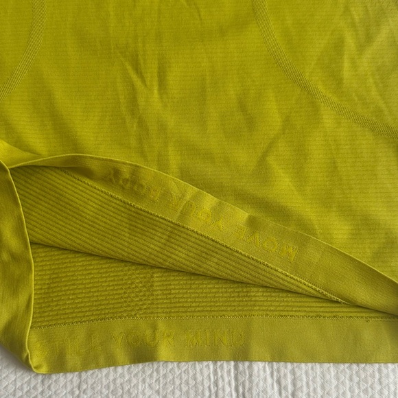Lululemon Swiftly Tech Long Sleeve Shirt 2.0 - Yellow Serpentine SZ 6 - Picture 6 of 6